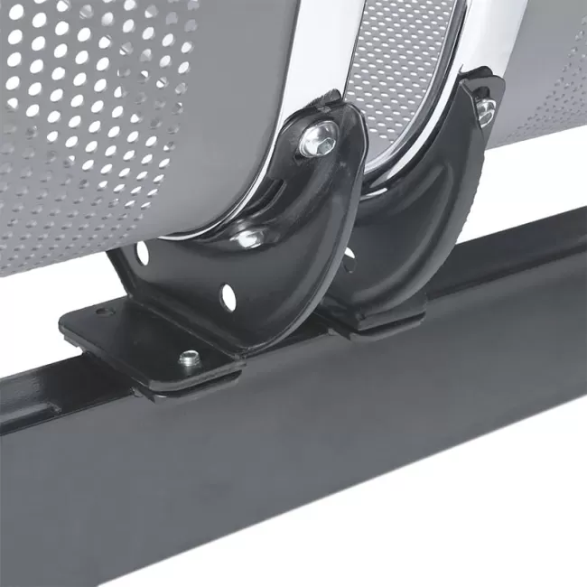 Bancă metalică pentru zone de așteptare cu 5 locuri pe roșu 505