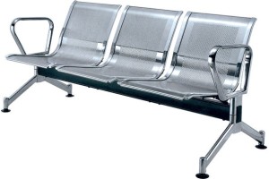 Dezinfecția scaunelor și băncilor metalice
