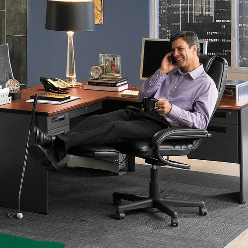 Relaxare la birou cu scaunele ergonomice