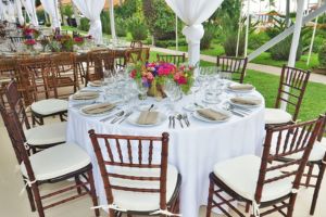 8 beneficii a meselor rotunde pentru evenimente