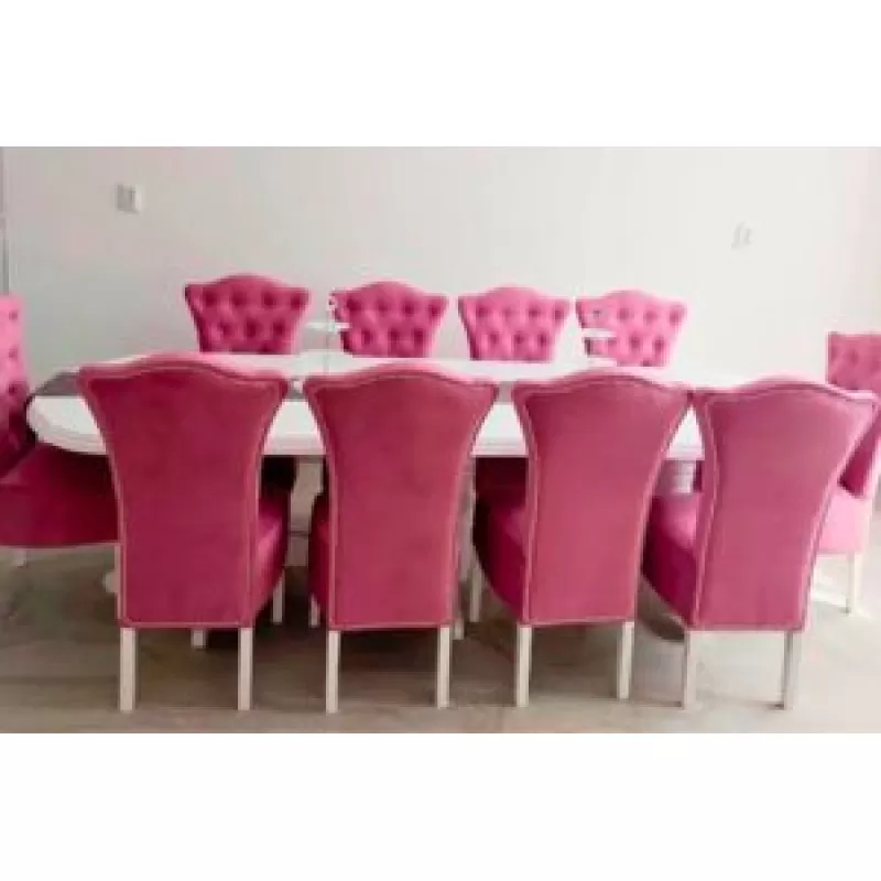 Masă cu 10 scaune alegerea ideală pentru locuința ta