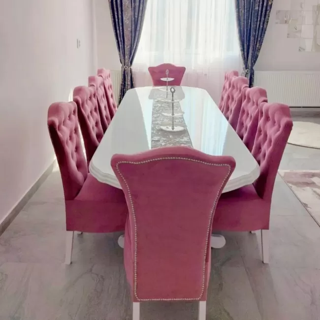 Masă cu 10 scaune Royal catifea roz