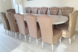 Masă living, bucătărie cu 12 scaune din catifea diverse culori