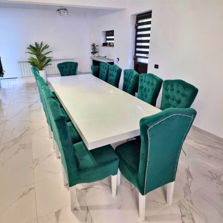 Masă cu 12 scaune elegante, catifea verde Masă cu 12 scaune elegante, catifea verde