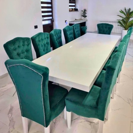 Masă cu 12 scaune elegante, catifea verde Masă cu 12 scaune elegante, catifea verde