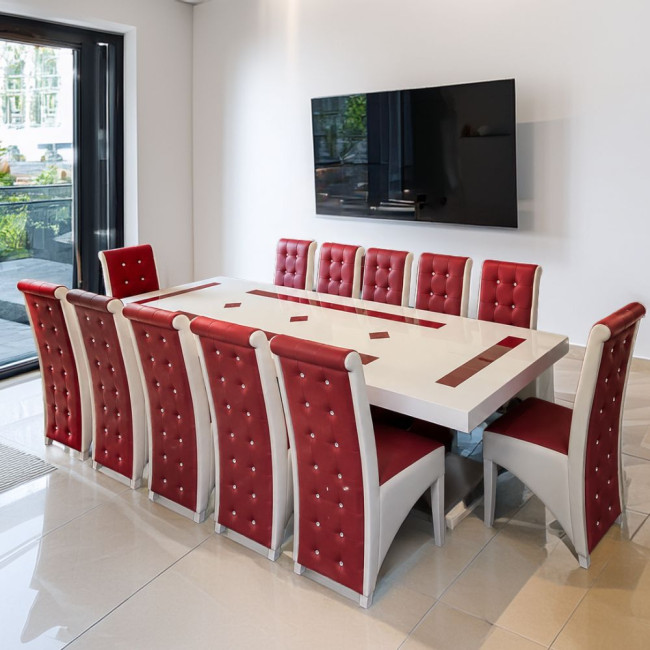 Set masă cu 12 scaune pe culoarea roșu cu alb