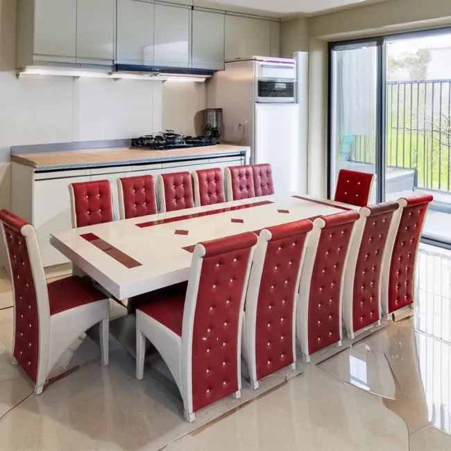 Set masă cu 12 scaune pe culoarea roșu cu alb