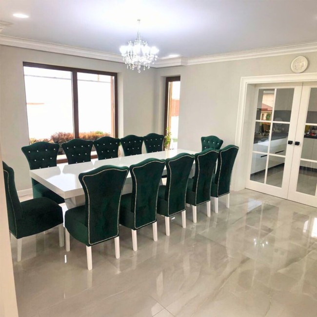 Set masă cu 12 scaune royal din catifea verde
