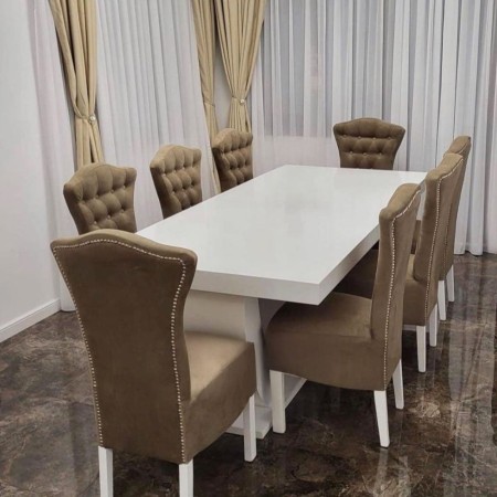 Masă living cu 8 scaune catifea culoarea maro Masă living cu 8 scaune catifea culoarea maro