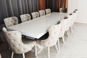 Set masă living cu 12 scaune pe culoarea crem