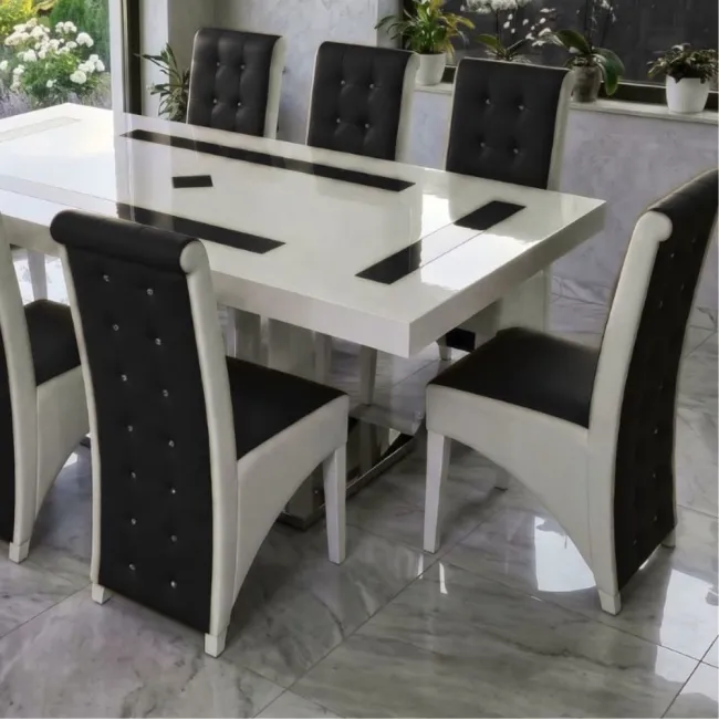 Set masă cu 8 scaune pe culoarea negru cu alb