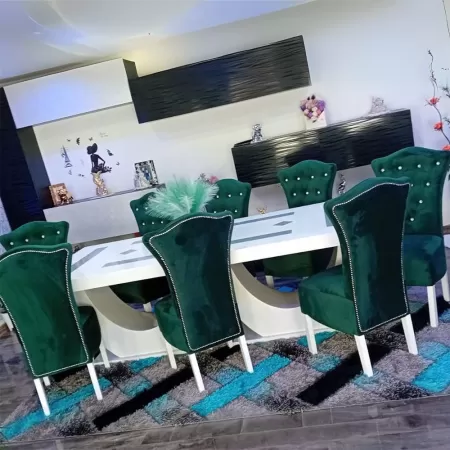 Masă living cu 8 scaune verde smarald