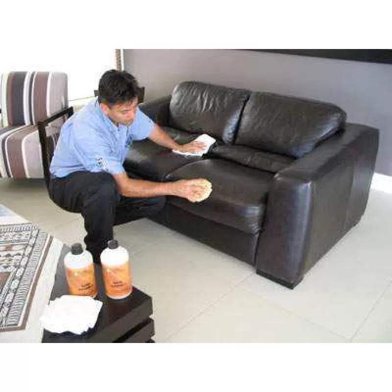 Cum să curațăm scaunele din piele