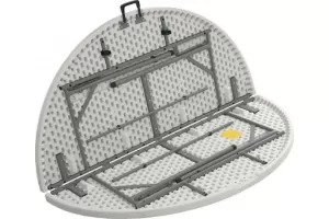 Mese rotunde pentru nunți și diverse evenimente