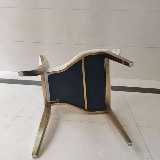 Scaun lux tapițat catifea crem, oțel inoxidabil, cadru auriu