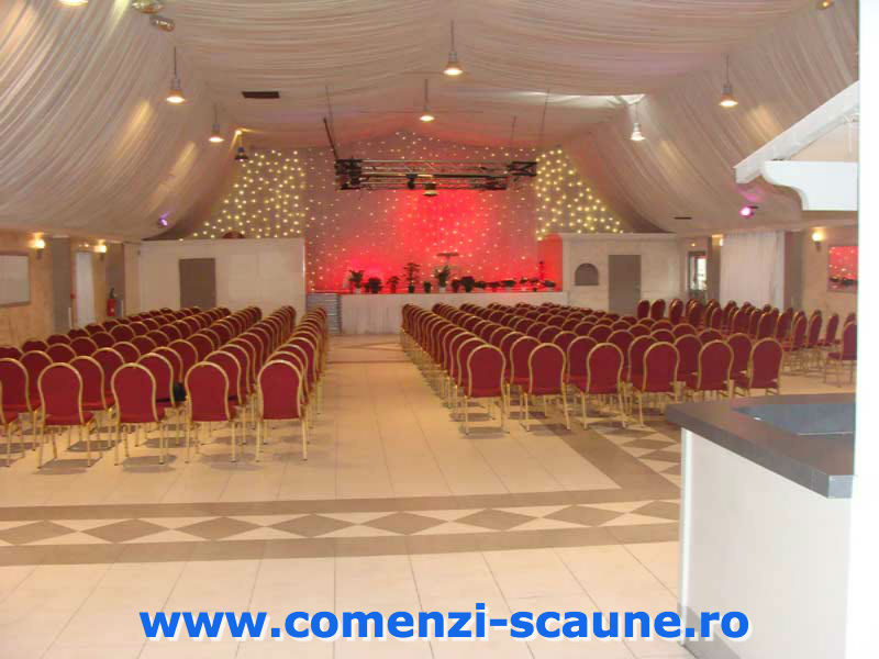 Scaune-de-evenimente-in-depozit-biserici-craciun